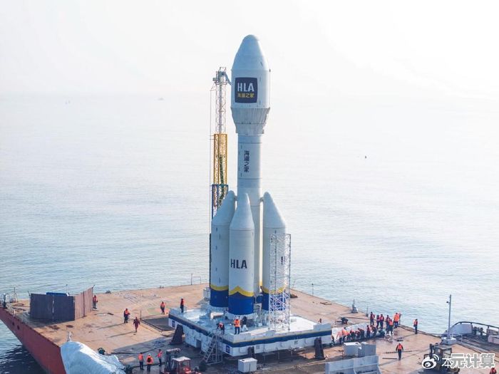 《想亲手打造专属火箭？简单火箭2汉化版满足你的航天梦！