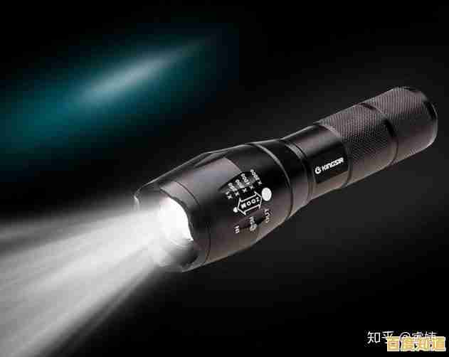 如何选购高效手电筒：从亮度到续航的实用知识大全