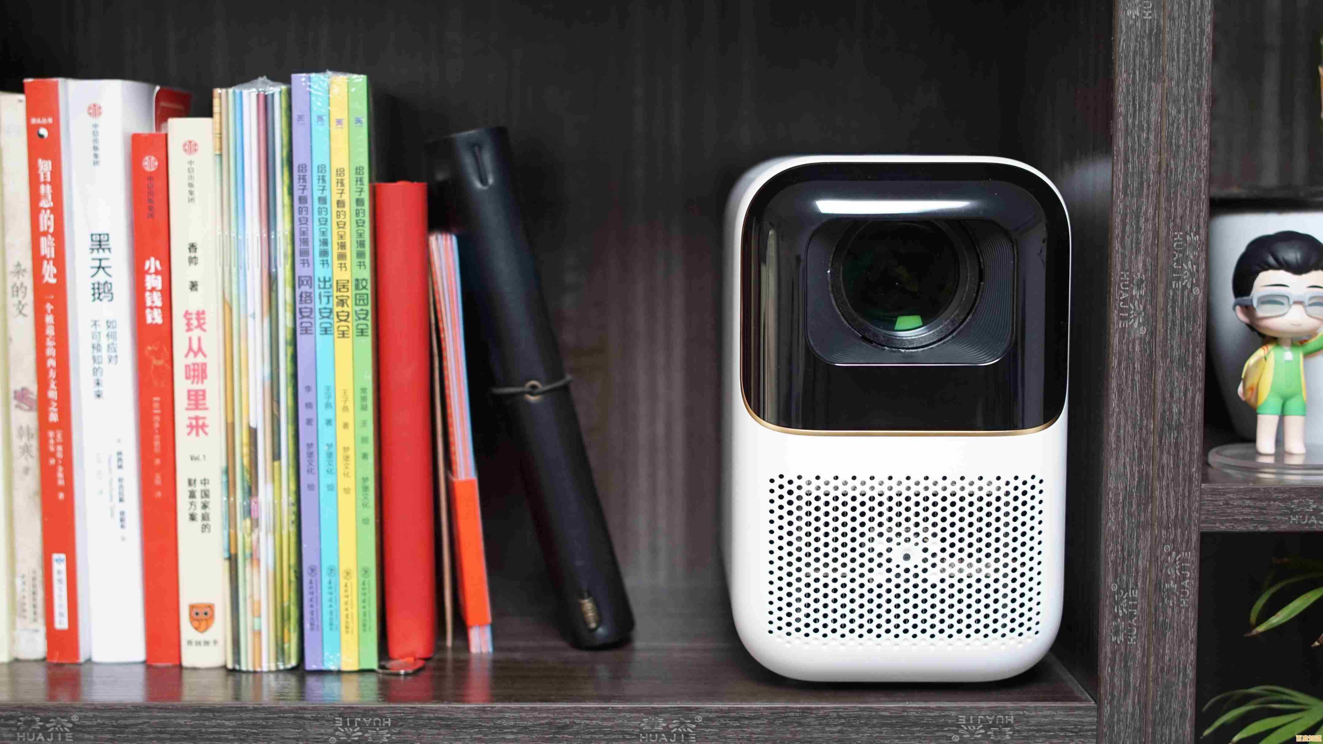 如何根据GPU天梯图选择投影仪？解锁极致画质与流畅体验指南！